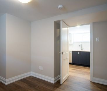 For Lease - 256 Annette Street, Toronto, Ontario - Photo 3