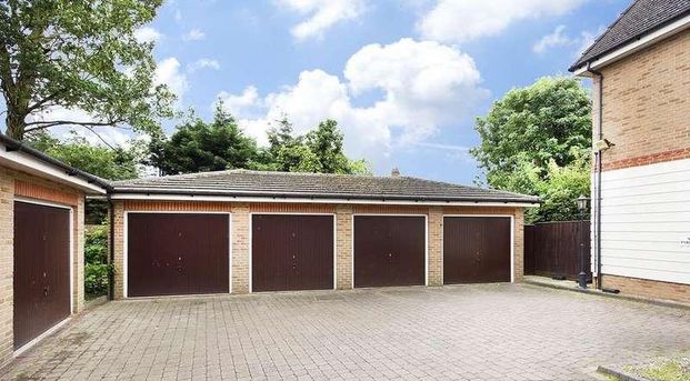 Haddon Court, Hanbury Close, Hendon, NW4 - Photo 1