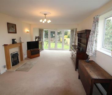 2 bedroom detached bungalow to rent - Photo 5