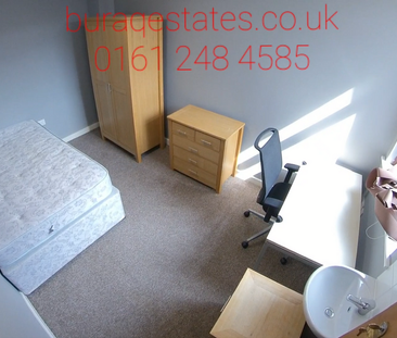 6 bedroom terraced house to rent - Photo 4