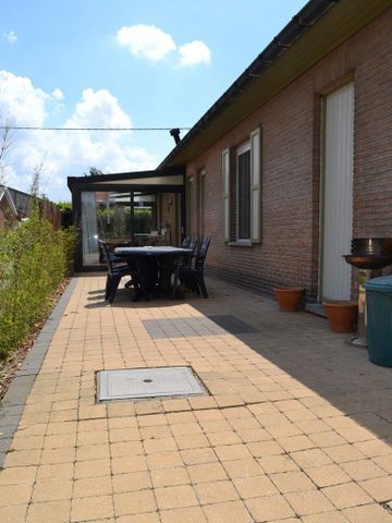 Villa nabij centrum Sint-Eloois-Winkel - Photo 2