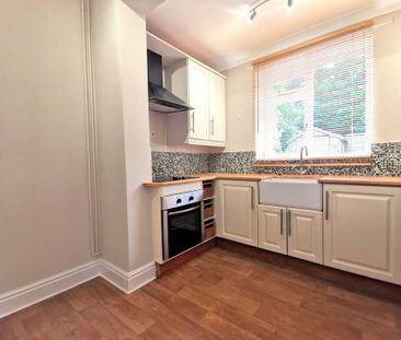 2 bedroom cottage to rent - Photo 2