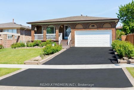 Detached Home For Lease | N9055669 - Photo 5