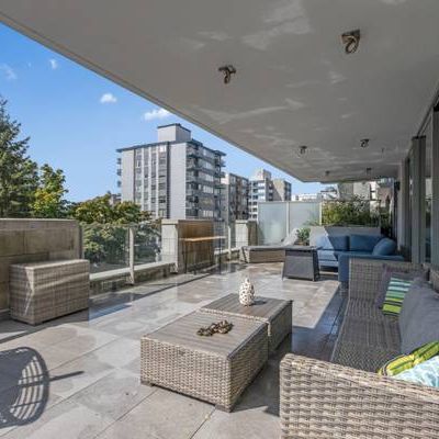 2 Bed 2 Bath Luxury Unit Large Balcony - Photo 4