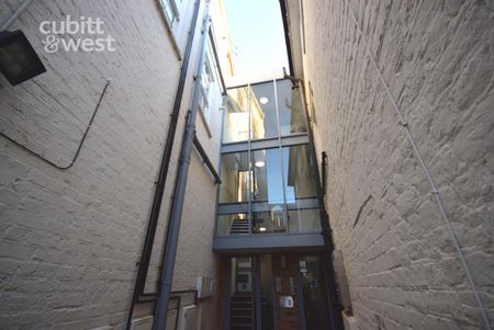 1 bedroom apartment to rent - Photo 5