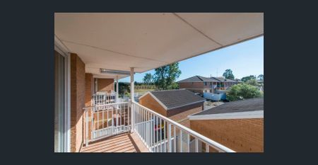 Spacious Three-Bedroom Unit in Prime Position - Photo 3