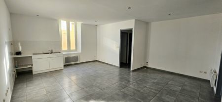 Location Appartement 2 pièces 54m² GONFARON 83590 - Photo 3