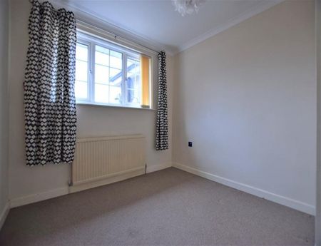 4 Bedroom Detached To Let - Photo 5