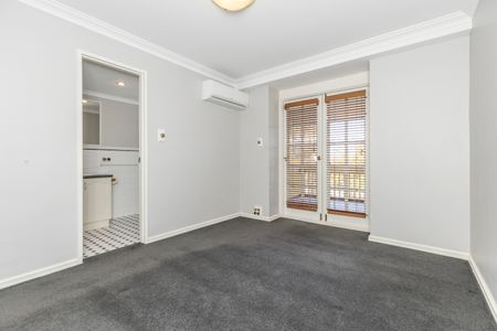 30C/22 Nile Street, East Perth WA 6004 - House For Rent | Domain - Photo 5