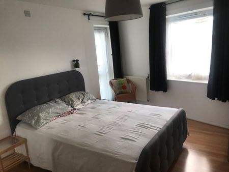 2 Bed Flat, London, SE26 - Photo 4