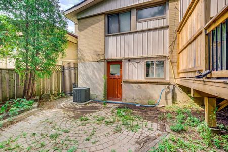 For Lease - 901 Brimorton Drive Unit# Bsmt, Toronto, Ontario - Photo 2