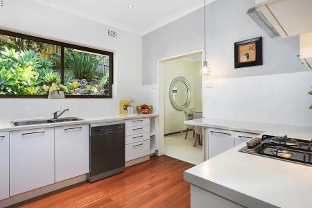 Stylishly Updated and Spacious 3 Bedroom Family Home in Ultra-Convenient Location - Photo 5