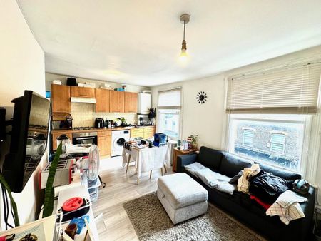 1 bedroom flat to rent - Photo 4