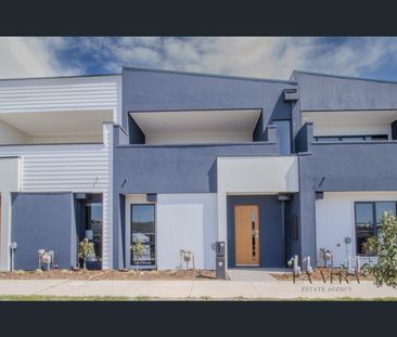 33 Bovine Crescent, Donnybrook, Vic 3064 - Photo 6
