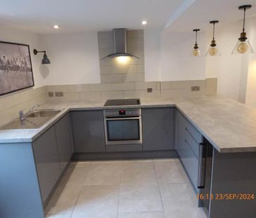 2 bedroom terraced house to rent - Photo 6