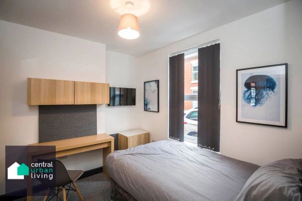 To Rent Catherine Street, **Available From August 2025 - 5 Bedrooms**, Chester - Photo 1