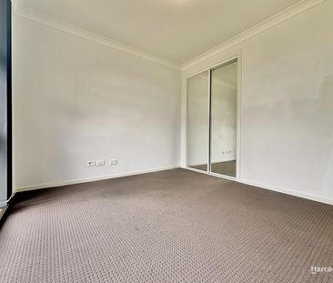 Well-Appointed Four-Bedroom Home with Entertaining Area... - Photo 5