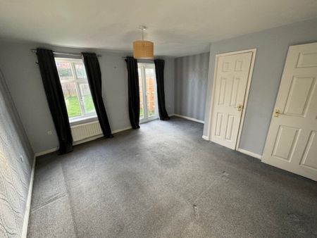 3 Bedroom Town House - Photo 3