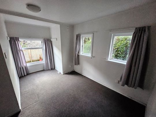 Cosy Kelburn 1BR w/ Deck - Photo 1