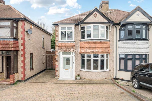 3 bedroom semi-detached house to rent - Photo 1