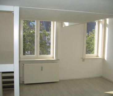 studio met slaapmezzanine - De Pintelaan 11 - Photo 1