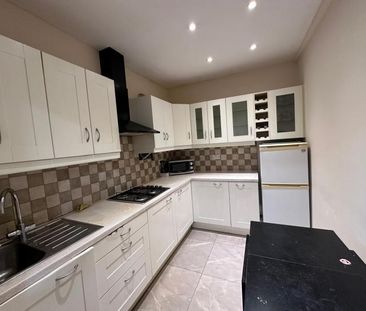 House share to rent - Photo 3