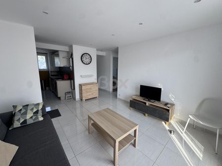 Appartement 3 pièce(s) 52.72 m² - Photo 2