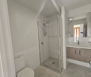 Low Maintenance - Photo 1