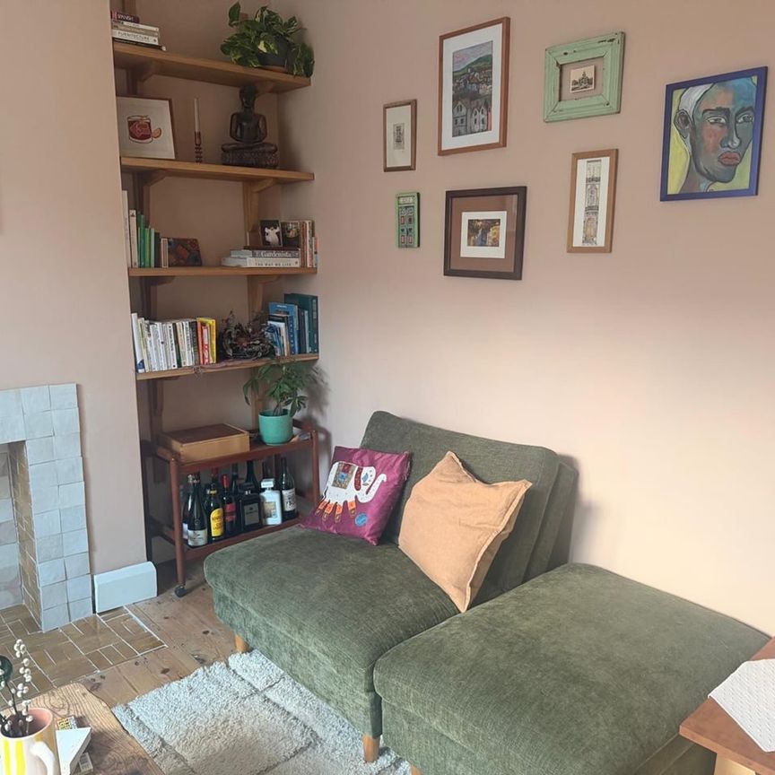 1 Bed Flat, Arabin Road, SE4 - Photo 1