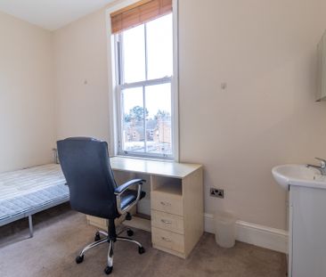 14 Bed Student Accommodation - Photo 5