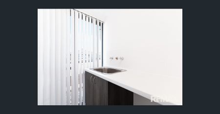 Low-Maintenance 3x2 in Great Sinagra Location - Photo 3