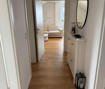 Moderne, helle 2,5 Zimmer Wohnung mit Klimaanlage im Zentrum - Foto 1