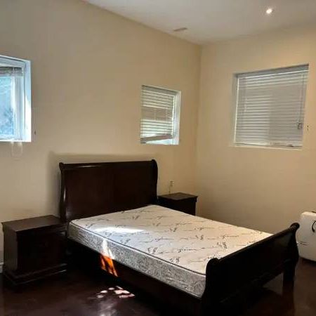 One bed one bath near Yonge and Finch for rent - Photo 1