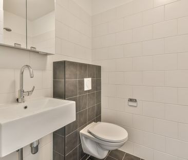 Te huur: Huis Waldorpstraat 441 in Den Haag - Photo 4