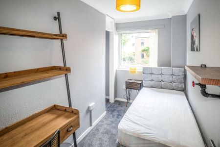 5 bedroom terraced house to rent - Photo 5