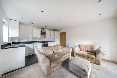 Beaumanor House, Ruislip, HA4 8GD - Photo 3