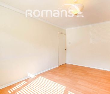 2 bedroom maisonette to rent - Photo 2