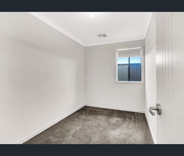 Four Bedroom Family Home! - Photo 4