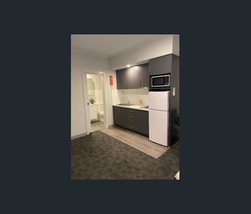 Modern and unique furnished studio apartment - Photo 2