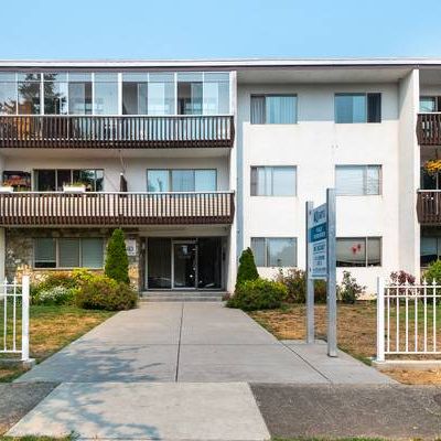 Pet-Friendly Building/ One-Bedroom in James Bay - Photo 1