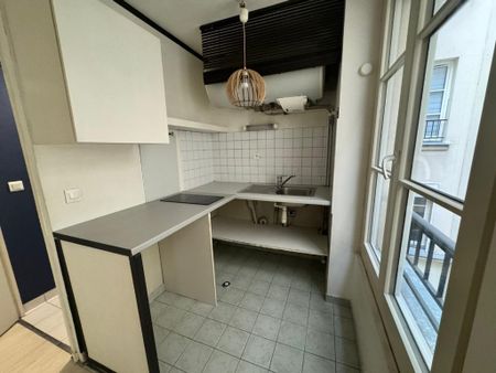 APPARTEMENT T2 A LOUER - PARIS 2EME ARRONDISSEMENT - 31.2 m - 1 030 € - Photo 5