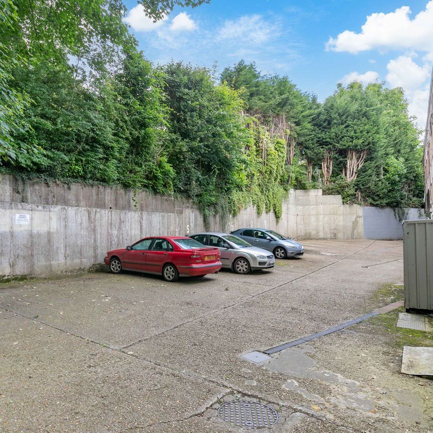 Hartfield Road, Forest Row, RH18 - Photo 1