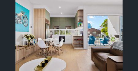 Contemporary Luxury Villa – Coastal Lifestyle - Photo 4