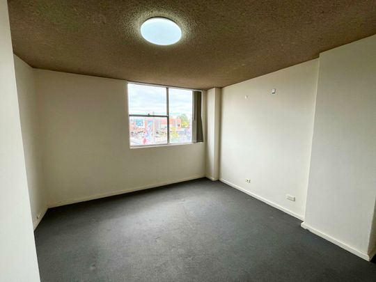 View Wednesday at 2.50pm - 3.05pm - Photo 1