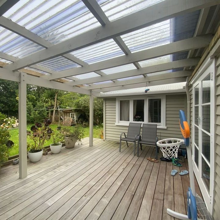 8 Richard Street, Belmont - Photo 1