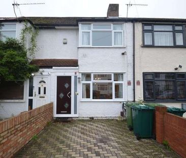 Cranford Avenue, Stanwell, TW19 - Photo 2