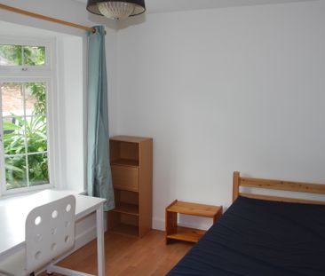 5 bedroom house to rent Lake Road, Chichester, PO19 - Photo 3