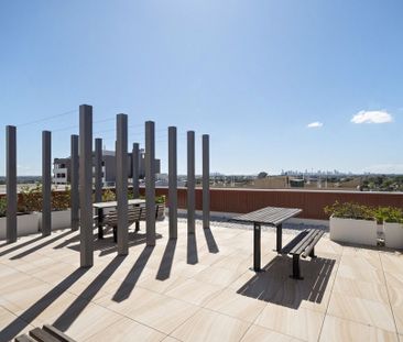 Stylish & Spacious Apartment in the Heart of Burwood - Photo 1