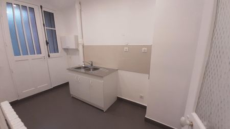 location Appartement T2 DE 46.55m² À PARIS - Photo 3