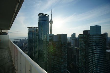 For Lease - 100 Harbour Street Unit# 5704, Toronto, Ontario - Photo 2
